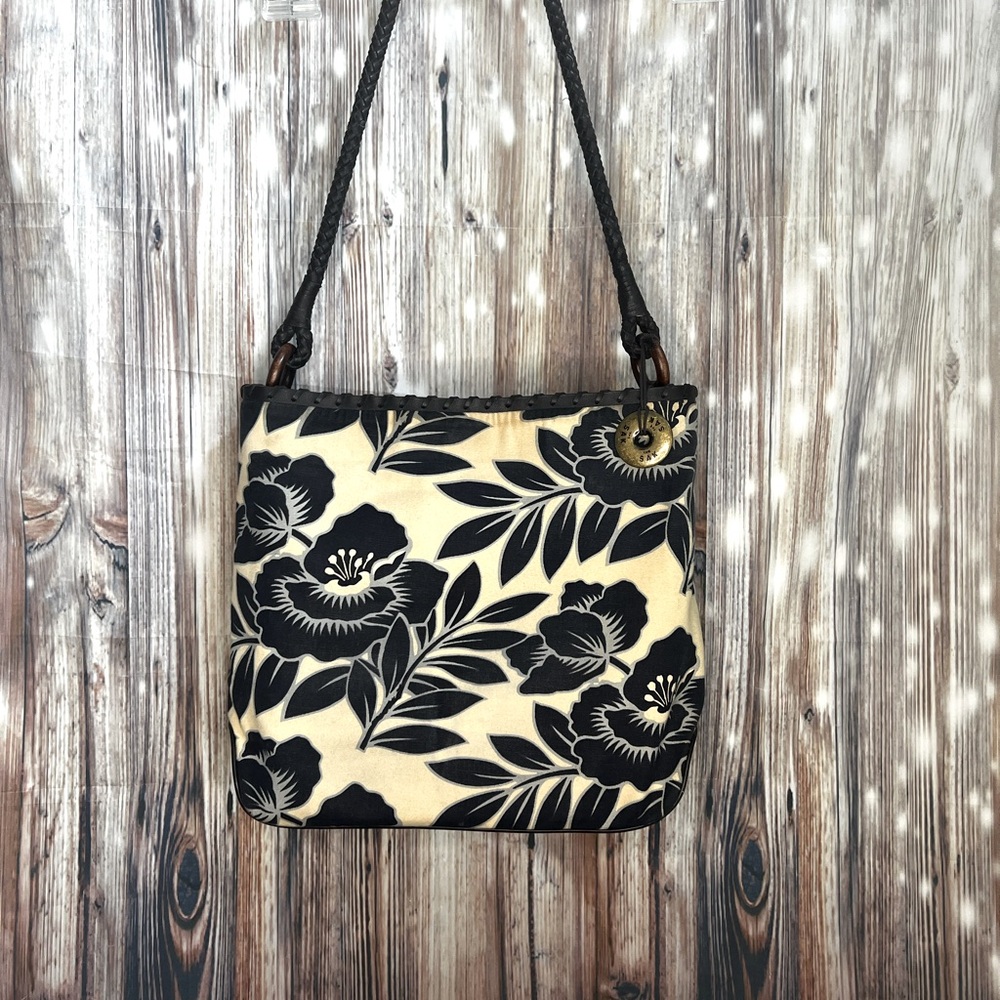 Shoulder bag